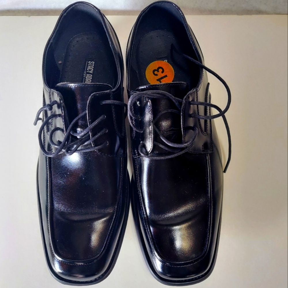Mens size 13 shoe